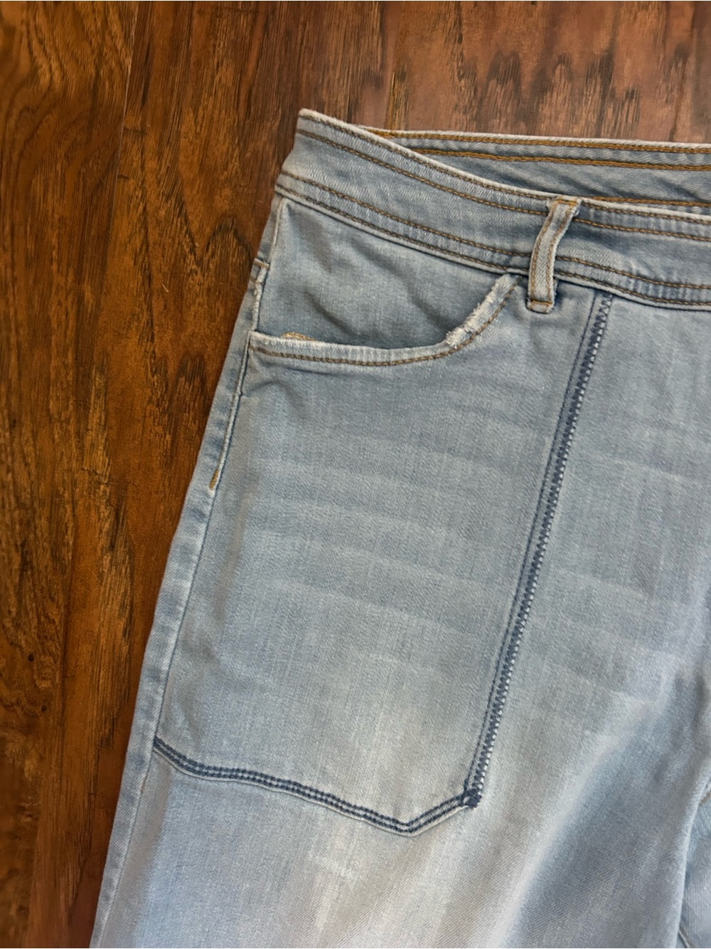 Light Blue Wide Leg Distressed Jeans Culottes with Frayed Hem - Picture 4 of 13